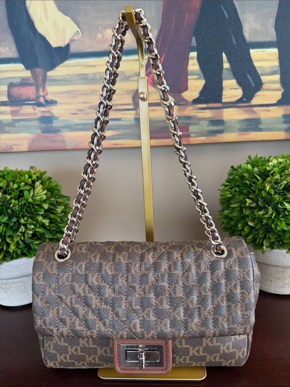 KARL LAGERFELD PARIS 🤎 BROWN 🤎 MONOGRAM QUILTED AGYNESS SHOULDER BAG 🌟EUC🌟 - Picture 3 of 17